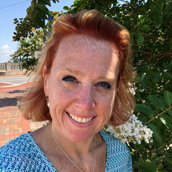 Meet your Posher, Nancy - Picture 4 of 7